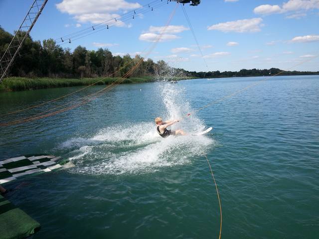 Trying water skiing, Eilenburg (2013)